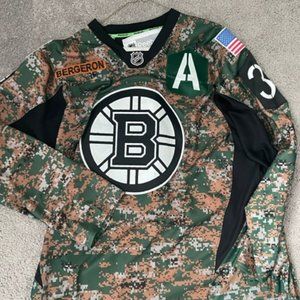 Patrice Bergeron Limited Edition Premier Camo Military Jersey XXL (Used)
